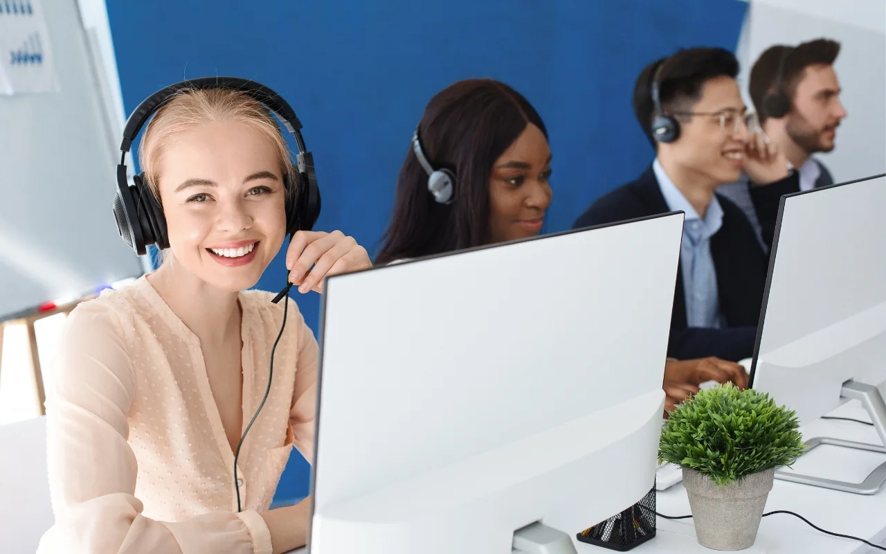 บริการ call center สำหรับร้านค้าออนไลน์ในประเทศไทย