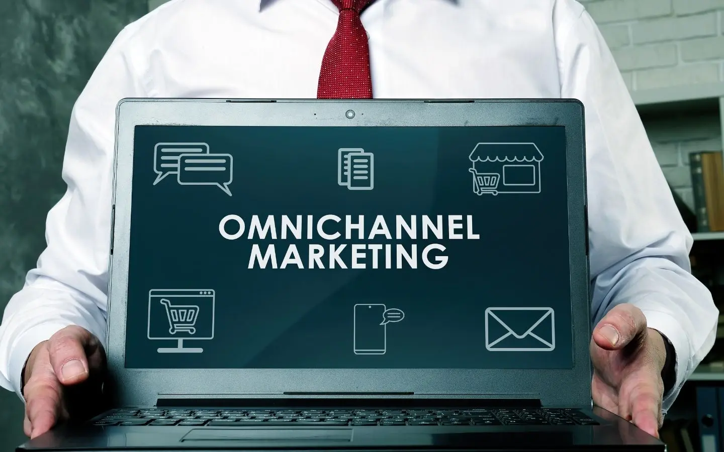 ระบบ Omnichannel เชื่อมต่อทุกช่องทางการสื่อสารเพื่อให้บริการลูกค้าอย่างไร้รอยต่อ